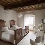 アパートホテル Torre Almonte トーディ