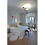 Ξενοδοχείο με διαμερίσματα Torre Almonte 2*
