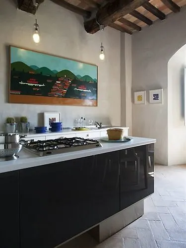 Torre Almonte 2* Todi